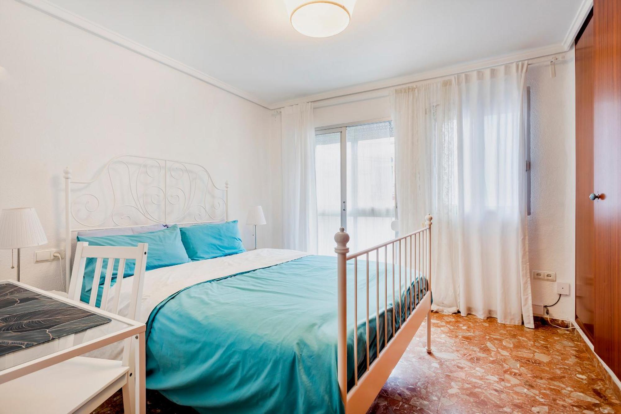 Big Apartment At Beach With Terrace บาเลนเซีย ภายนอก รูปภาพ