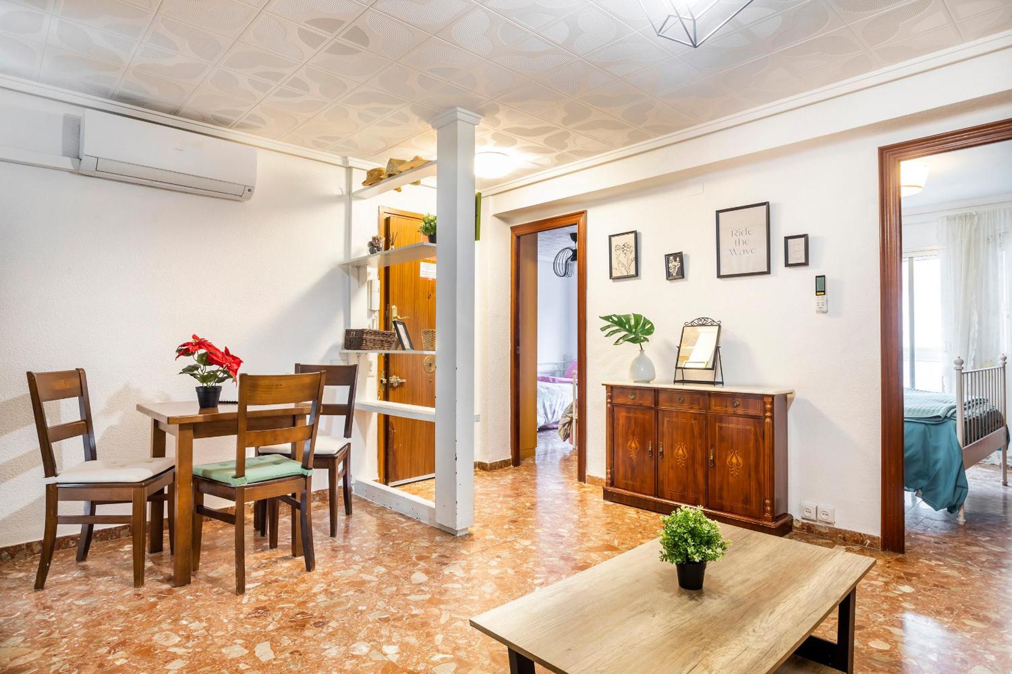 Big Apartment At Beach With Terrace บาเลนเซีย ภายนอก รูปภาพ