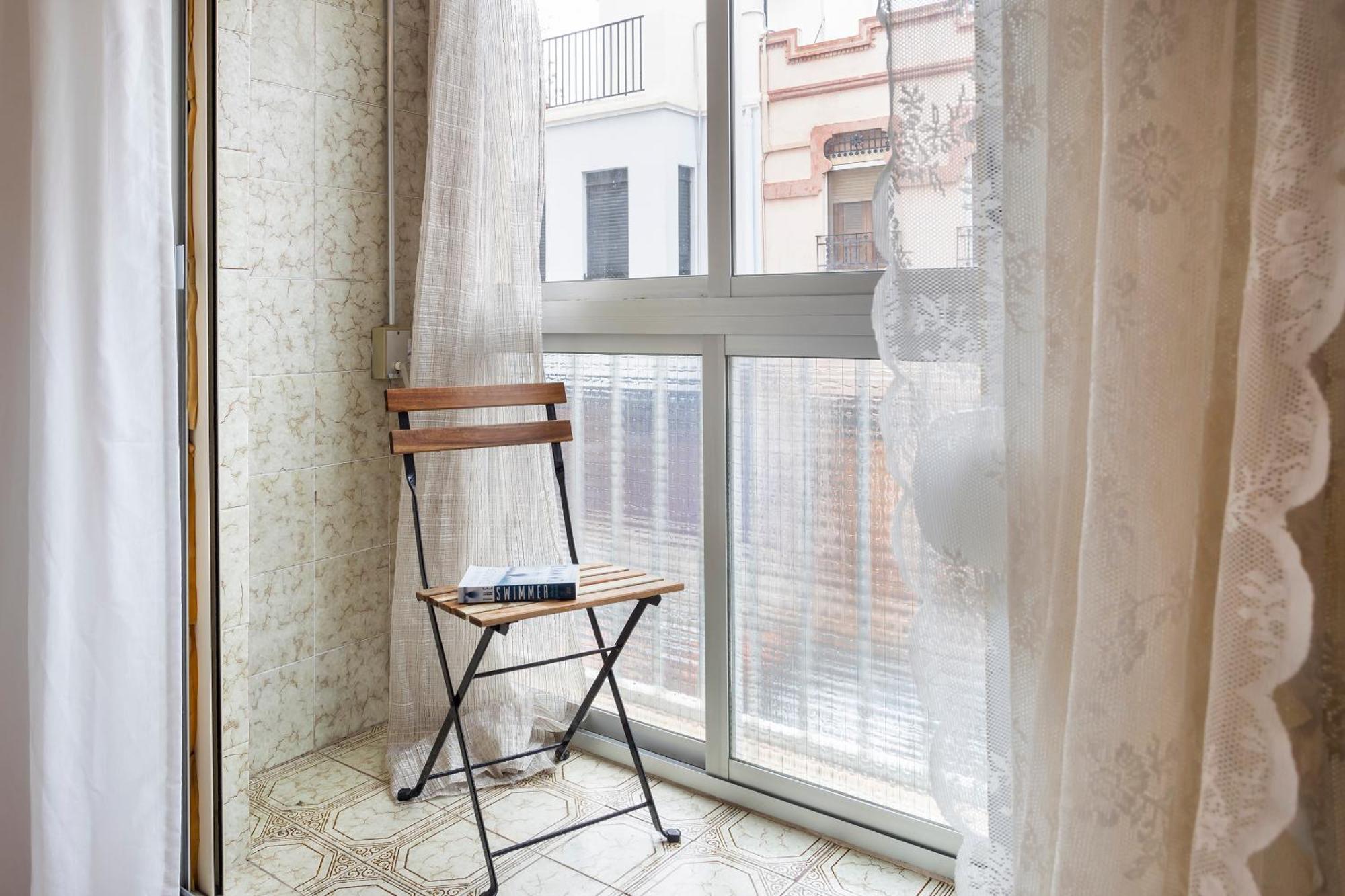 Big Apartment At Beach With Terrace บาเลนเซีย ภายนอก รูปภาพ